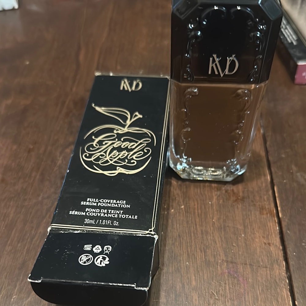 Good Apple Full-Coverage Serum Foundation - DEEP 098